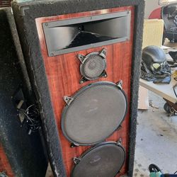 Speakers big  party time