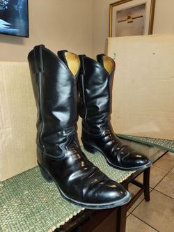 Black Boots 👢