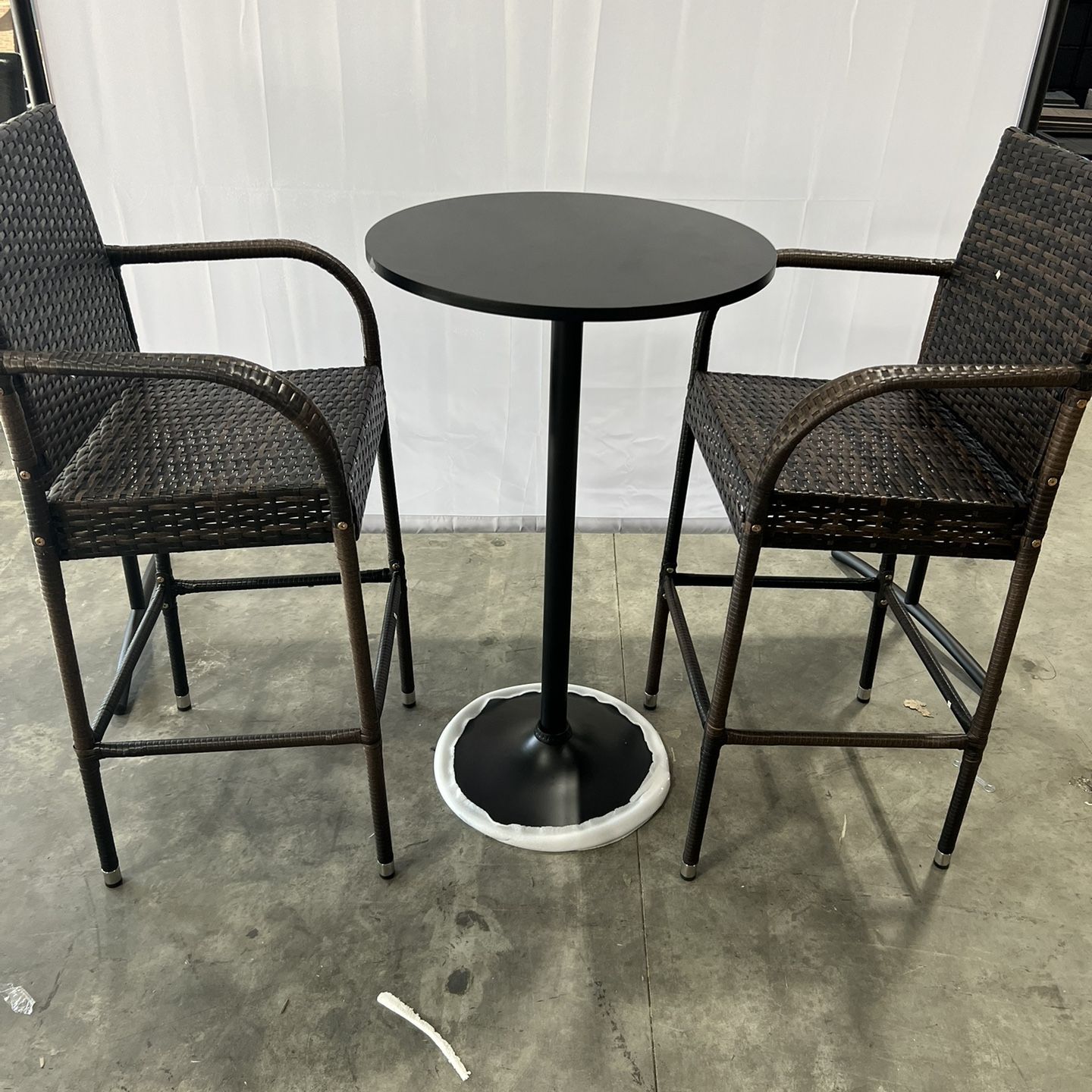 brand new Outdoor Bar Stools Set of 3， Patio Stools, Tall Patio Chairs and Table Wicker Rattan Outside Barstool with Back and Armrest (Brown，$200