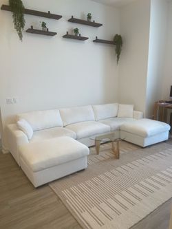 White Couch/Sofa with Ottomans, 130.87 wide