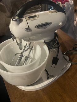 Vintage Mixer And Milk Glass Bowls 