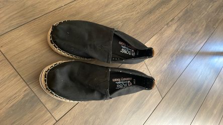 BoBs Skechers black good condition Size 7.5 W