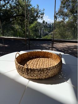 Banana Reed Round Braided Tray with Handles