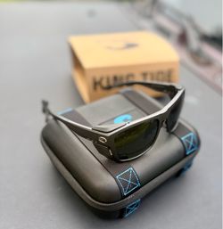 Costa Del Mar Sunglasses