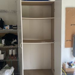 Storage shelf