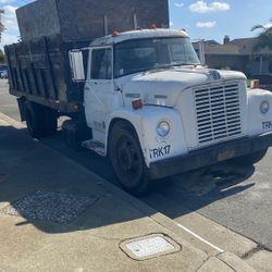 1972 International Load Star 1600