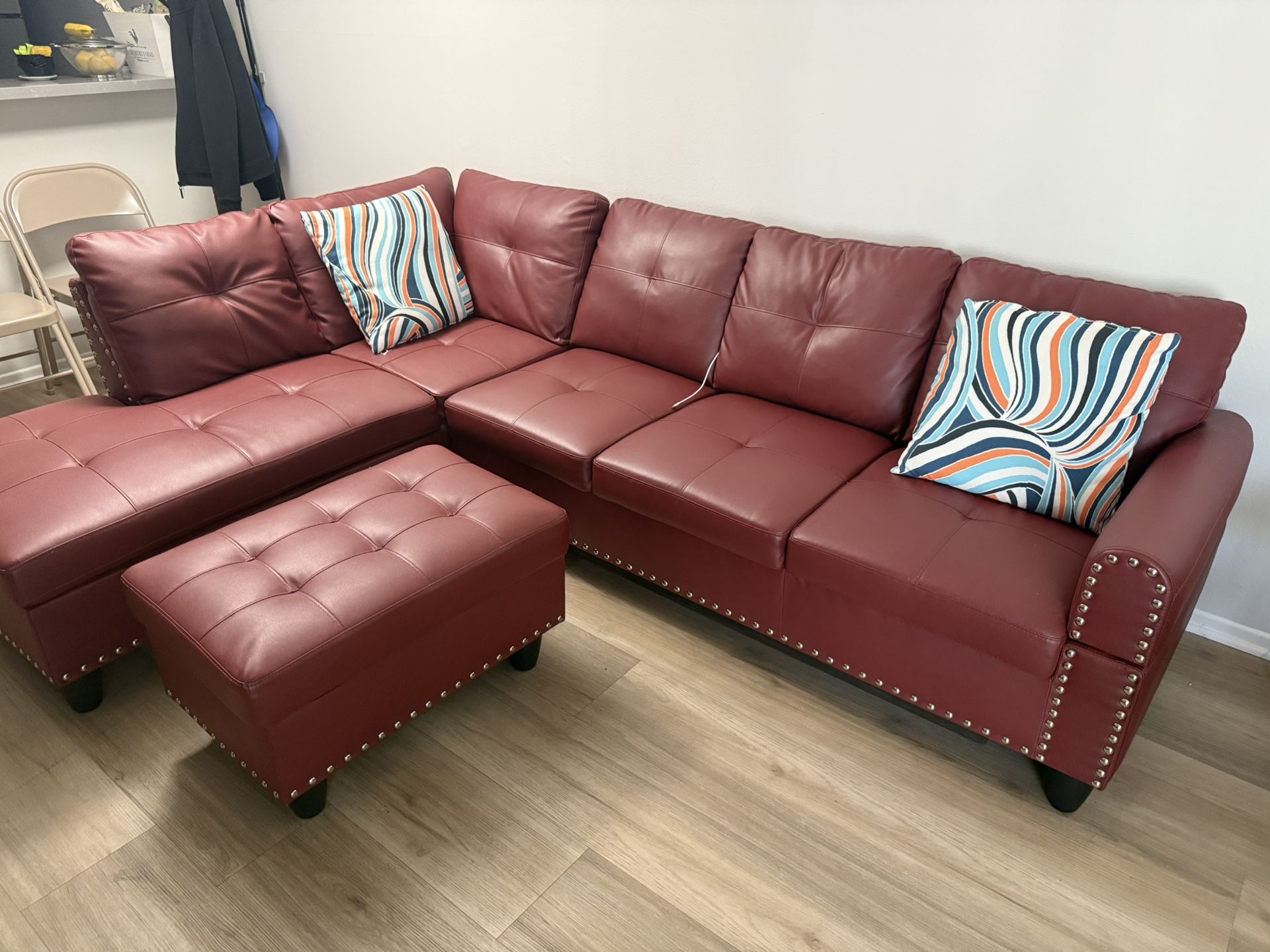 Sectional Sofa w/Ottoman (With Storage Space Inside)