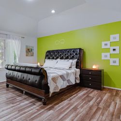 Excellent Luxury California King + Nightstands