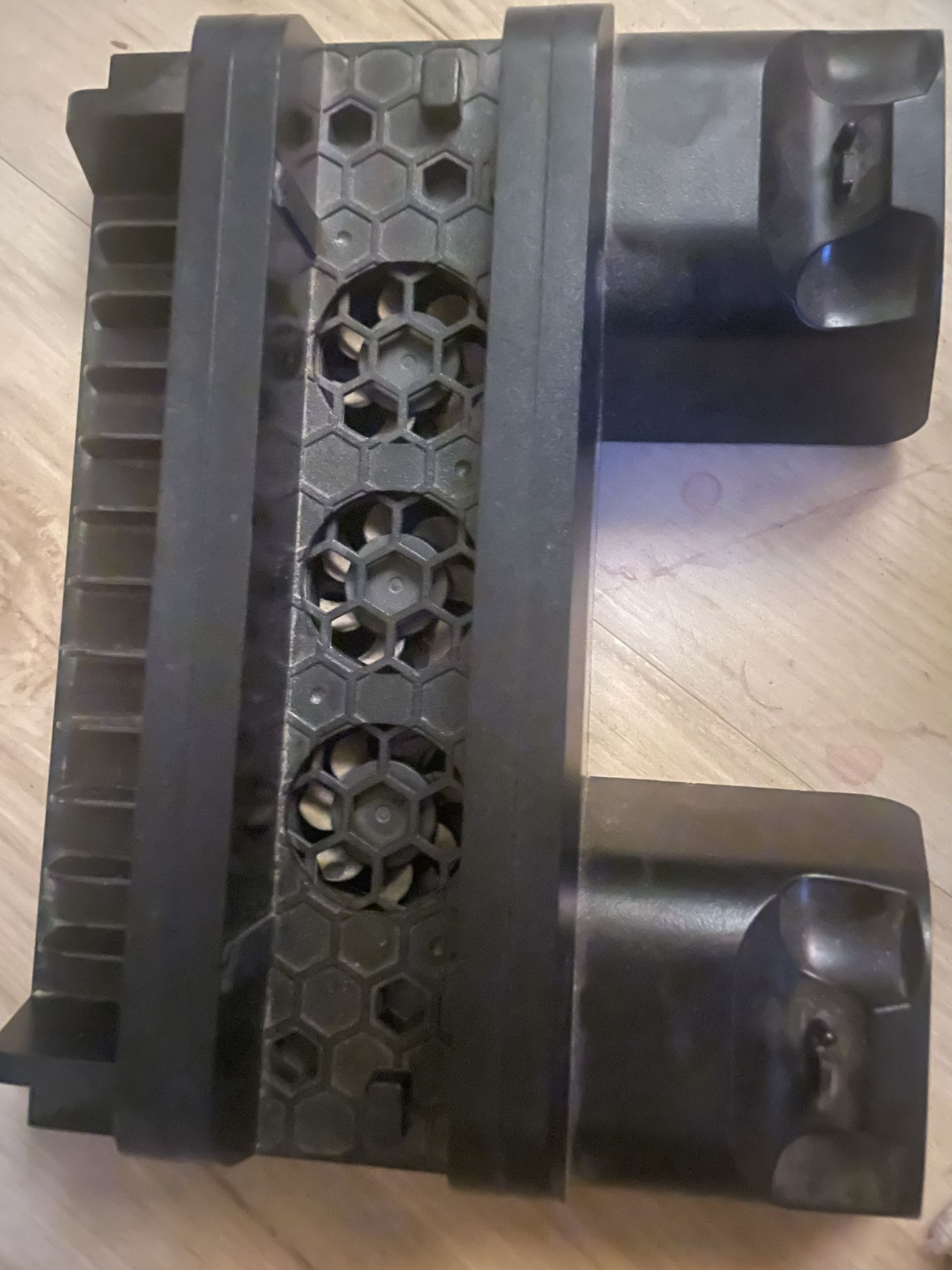Ps4 Holder