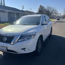 2014 Nissan Pathfinder 