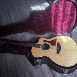 Taylor Acoustic/Electric Guitar