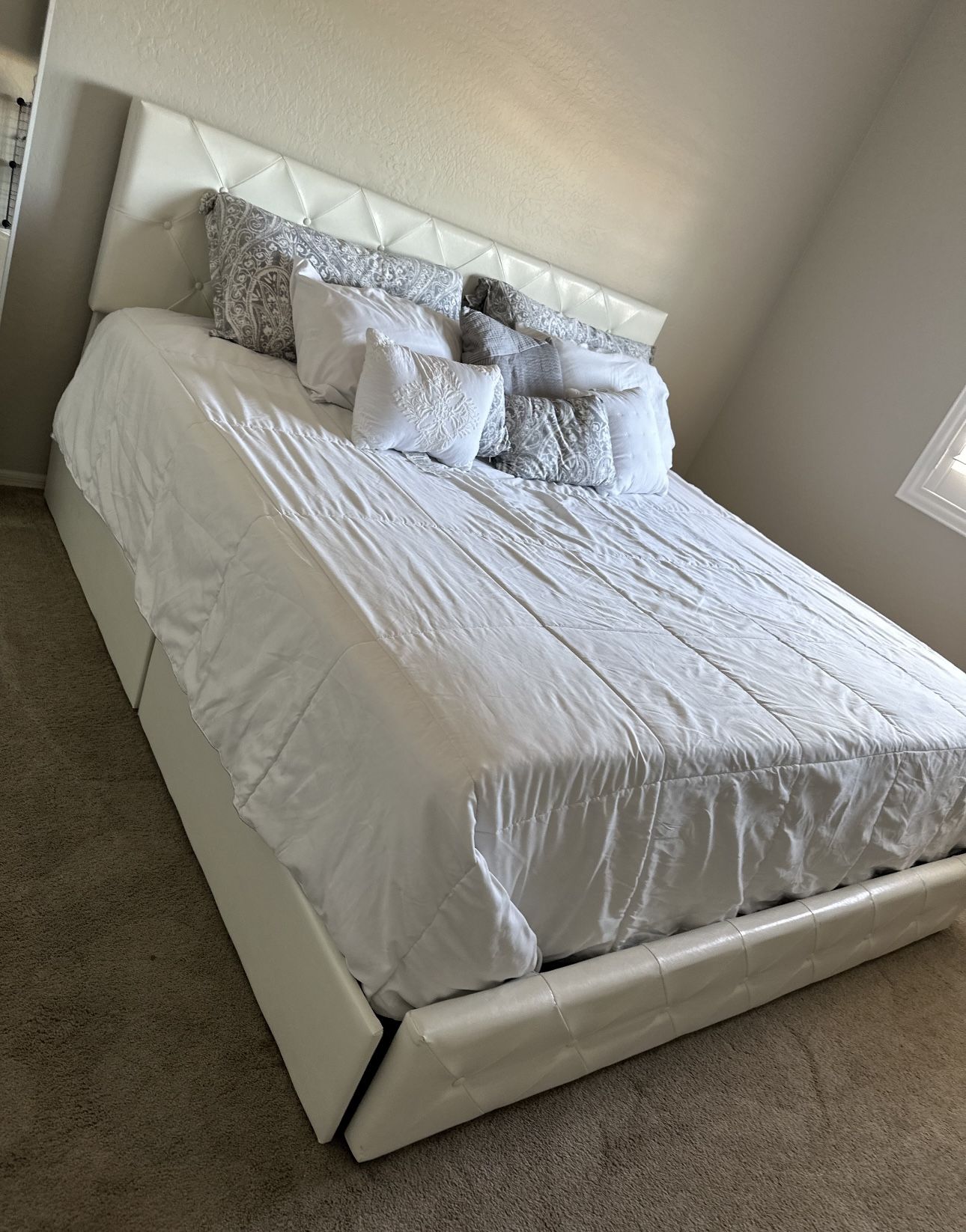 King Size Headboard & Memory Foam
