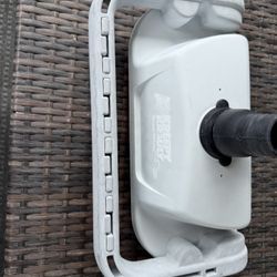 Great white Pool Vacuum 