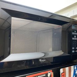 Microwave Whirlpool 