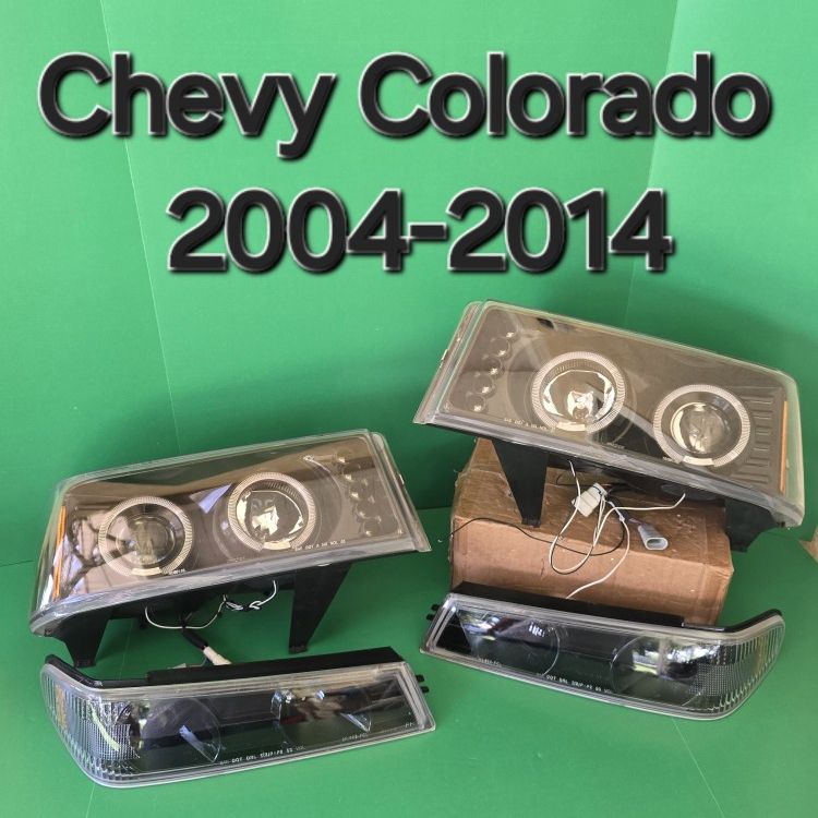 Chevy Colorado 2004-2014 Headlights 