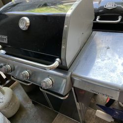 Weber Genesis Grill (need it Gone Soon) OBO 