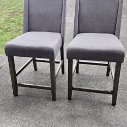 2 Bar Chairs 