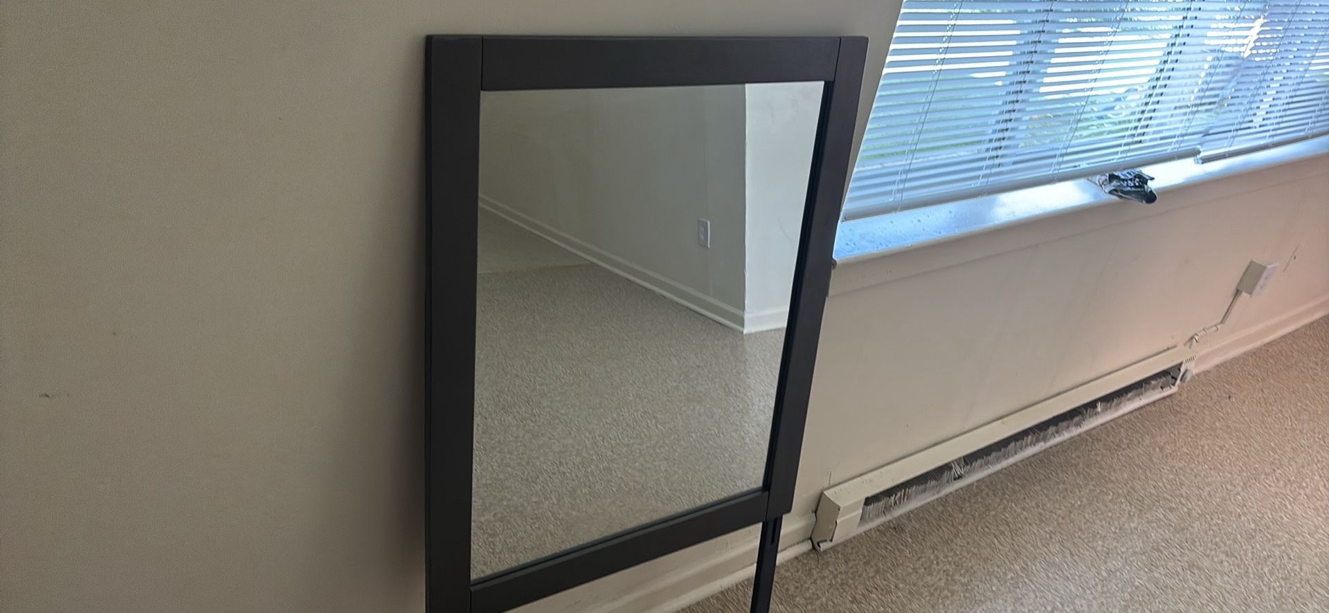 Bedroom Mirror Legs Do Come Off