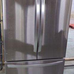 New LG Refrigerator