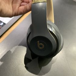 Beats Studio 3 Headphones (839703-1)