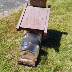 Squirrel/Bird Feeder