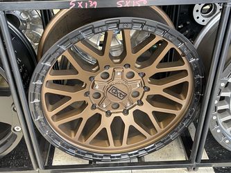 20x9 truck wheels for 5x5.5 / 5x139.7 bolt pattern ​Vehicle Fitment: Your truck is begging for an upgrade. Stop putting up with scratched-up factory w