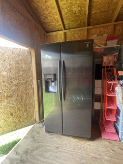 Samsung Side-By-Side Refrigerator