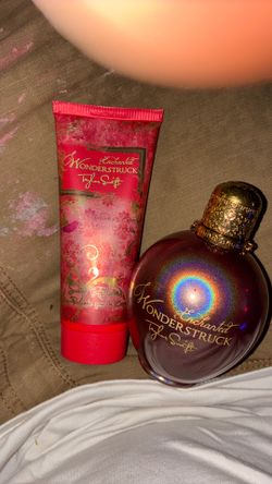 Perfume Taylor swift wonder struck