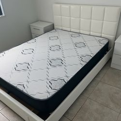 ALL WHITE BEDROOM SET