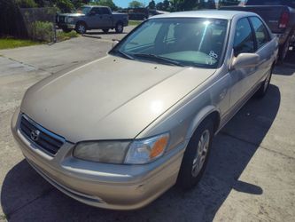 2000 Toyota Camry