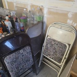 5 Metal Folding Chairs