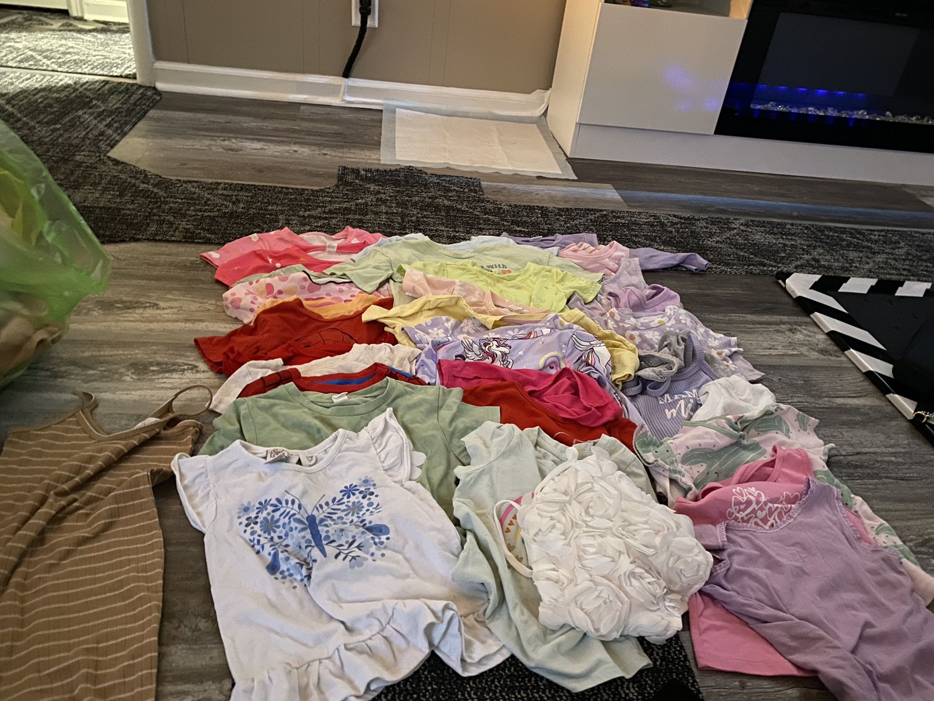 Assorted  Clothes-GIRL 3y/4y