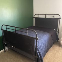 Pottery Barn Metal Frame Bed Queen 