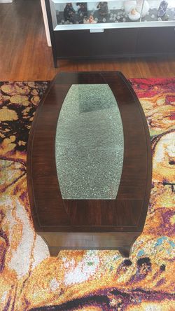 Matching Coffe & 2 Piece Nesting Tables