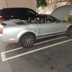 2005 Ford Mustang v6 4.0