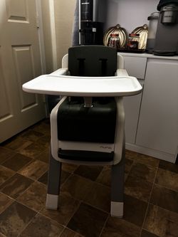 Nuna ZAAZ high chair