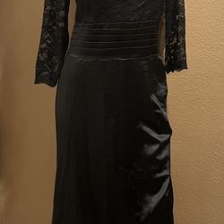 Black Party Dress    Size   M/L