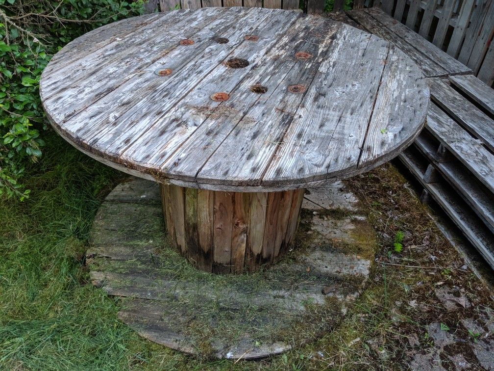 Large wooden spool for Sale in Tumwater, WA OfferUp