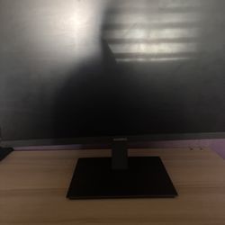 Kuuroi Gaming Monitor 