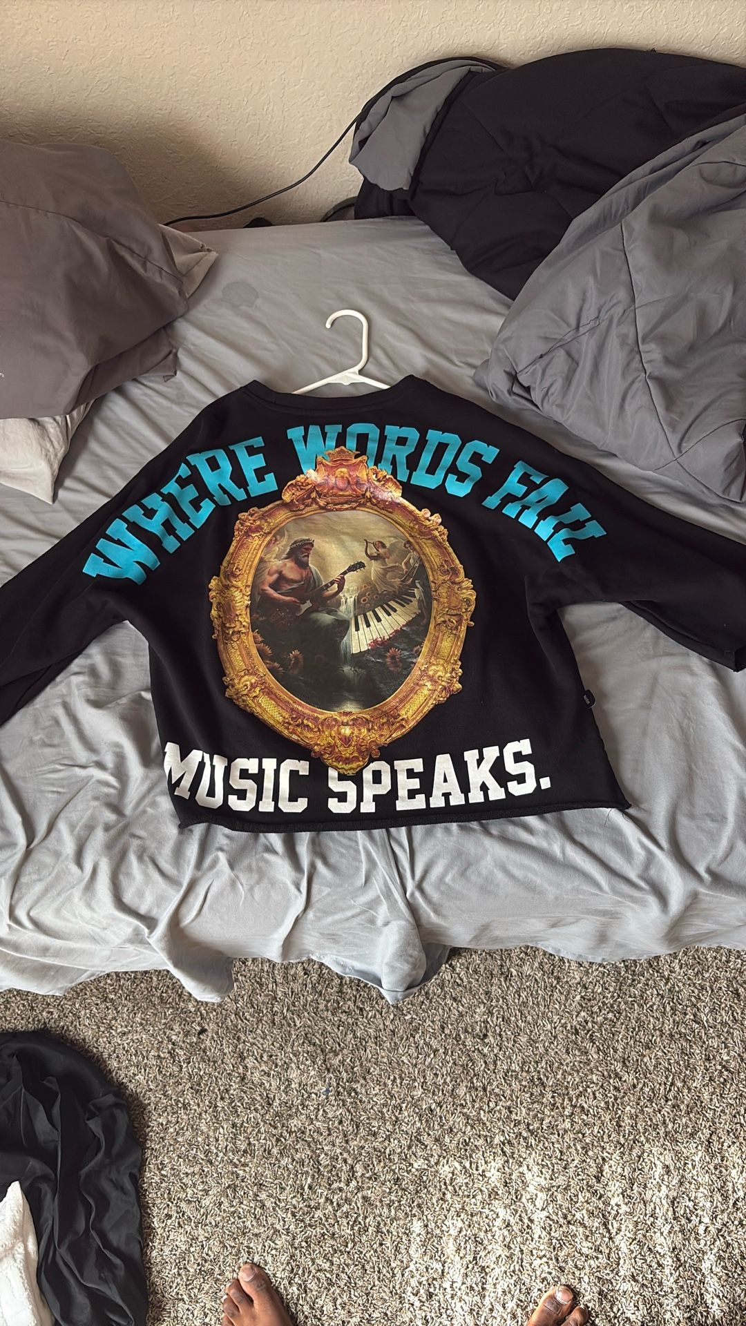 Cropped Oversized T-shirt -Large