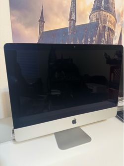 Apple iMac 2017 with 2.3GHz Intel Core i5, 21.5-inch, 8GB RAM, 1TB HDD Storage - Silver