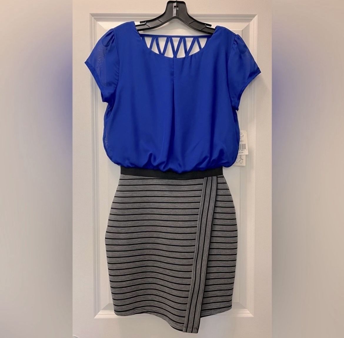 NEW WITH TAG Mini Dress With Pencil Skirt And Blouse SIZE SMALL