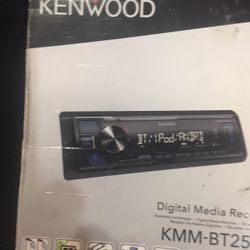 Kenwood stereo with a Bluetooth USB
