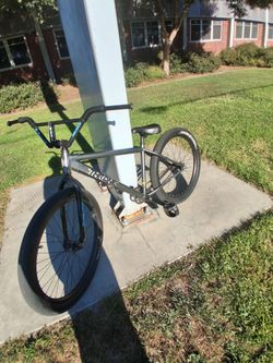 Throne 27.5