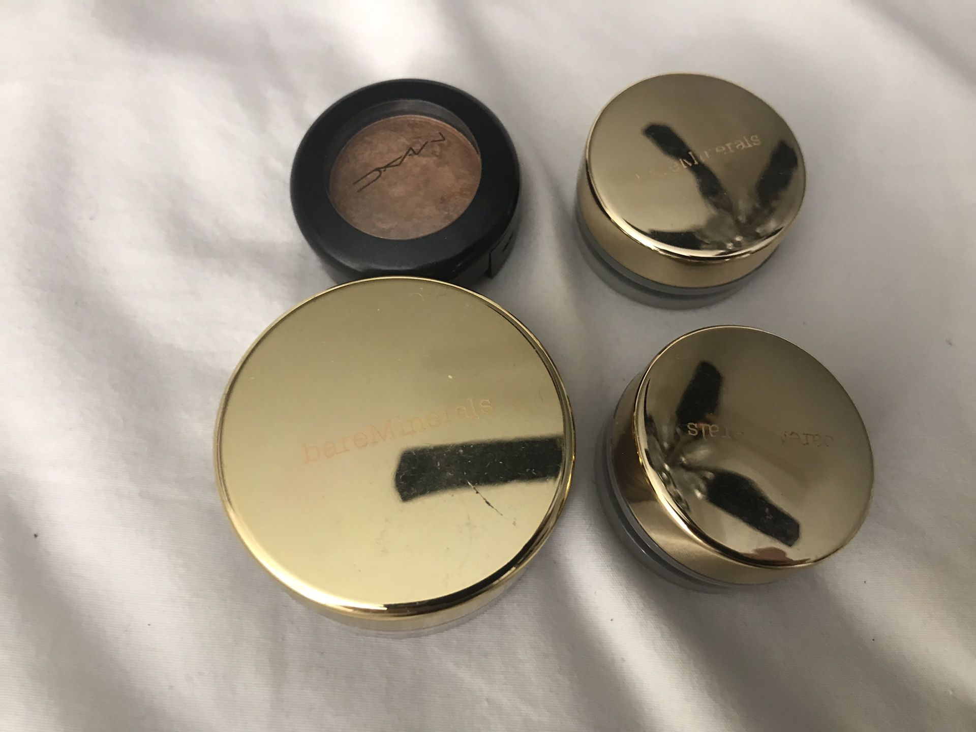 4 product makeup bundle