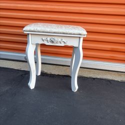 Vanity Bench 