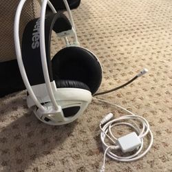 SteelSeries Siberia V2 Wired PC Gaming Headset – Discounted!