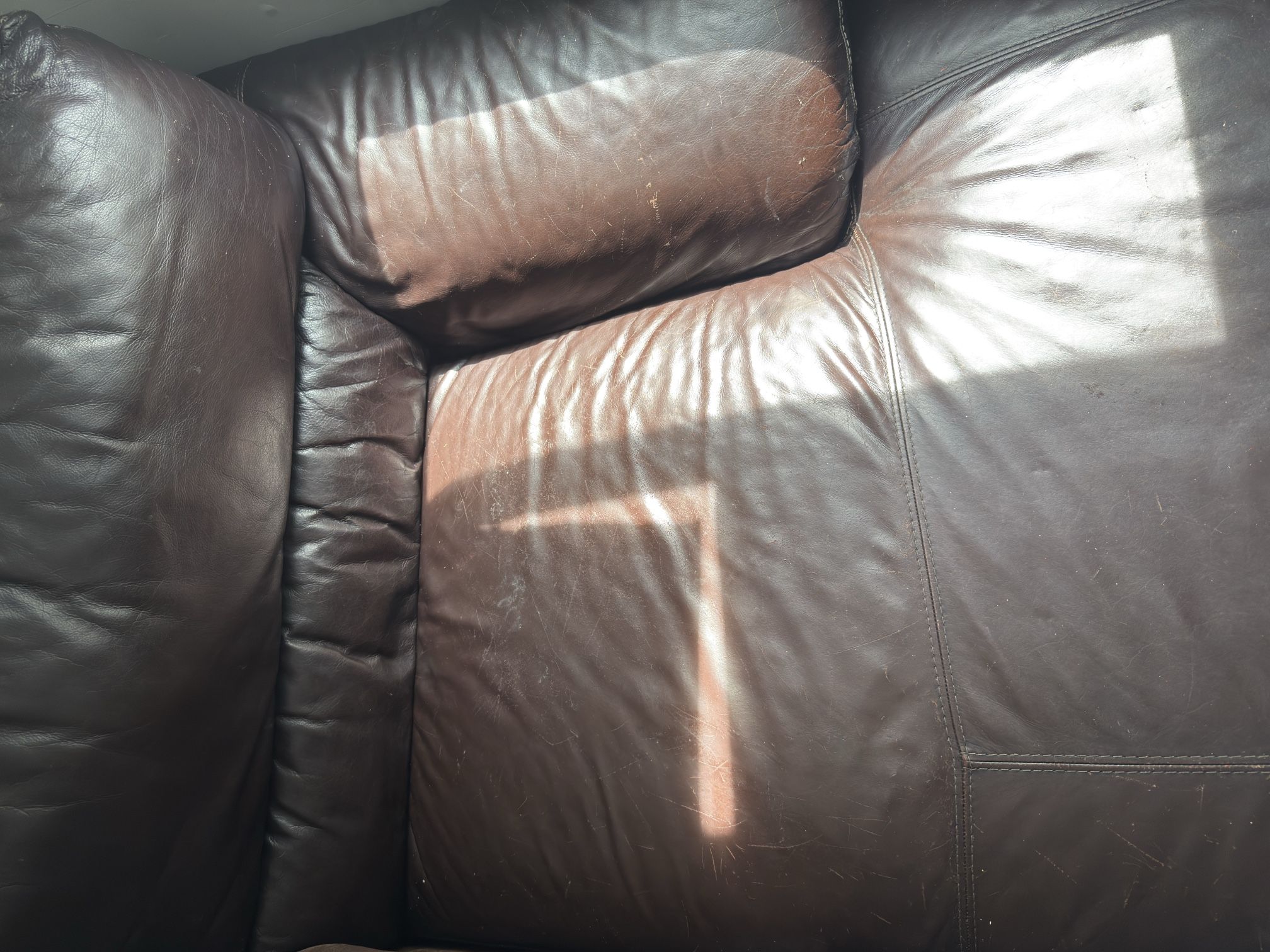Couches & Chairs