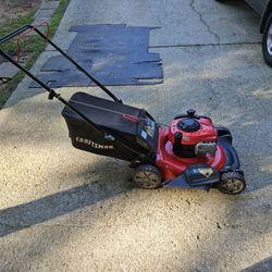 Craftsman M110 push Lawn Mower Like New 