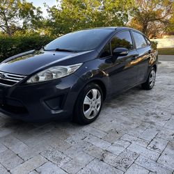 2013 Ford Fiesta